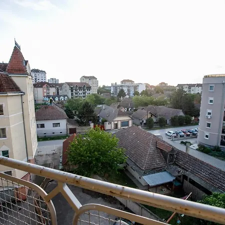 Appartement 369 *
